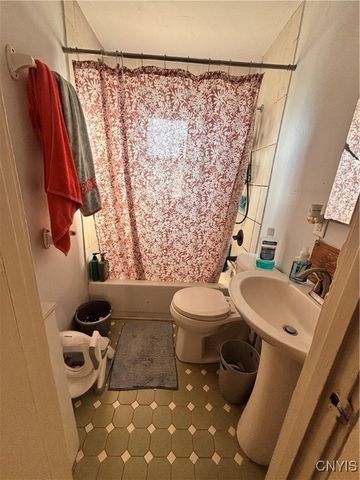 401 East Yates Street, Dewitt, NY 13057