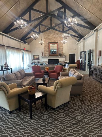 276 Old Barn Road 276-B, Barrington, IL 60010