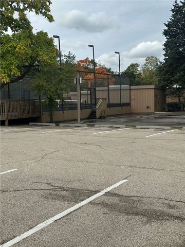 276 Old Barn Road 276-B, Barrington, IL 60010