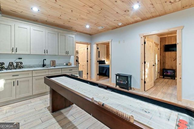 66 Ross Drive, Mineral Bluff, GA 30559