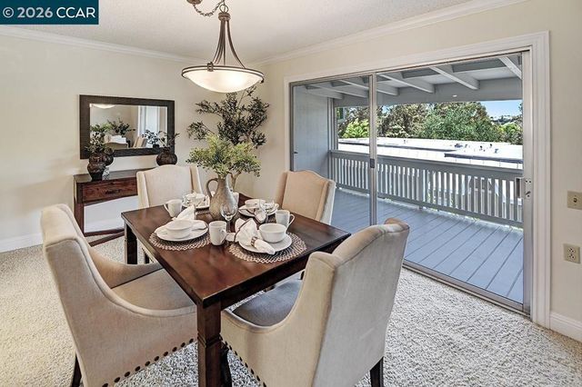 1332 Singingwood Ct 5, Walnut Creek, CA 94595