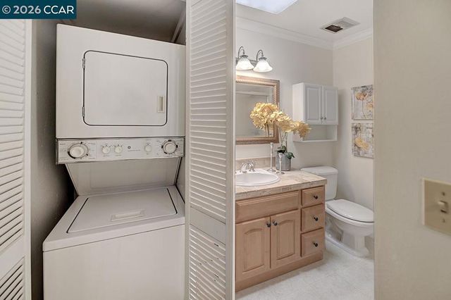 1332 Singingwood Ct 5, Walnut Creek, CA 94595