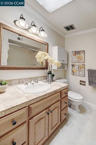 1332 Singingwood Ct 5, Walnut Creek, CA 94595