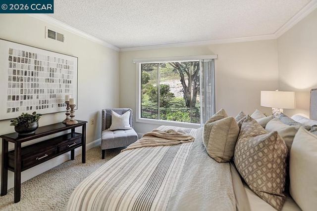 1332 Singingwood Ct 5, Walnut Creek, CA 94595