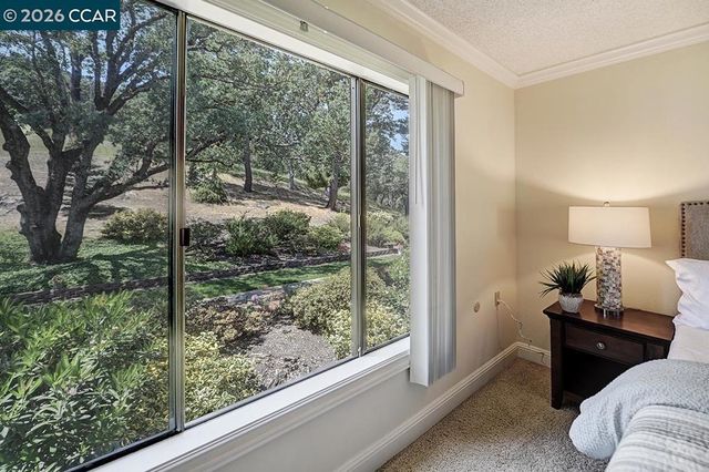 1332 Singingwood Ct 5, Walnut Creek, CA 94595