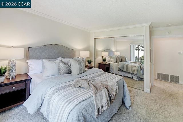 1332 Singingwood Ct 5, Walnut Creek, CA 94595