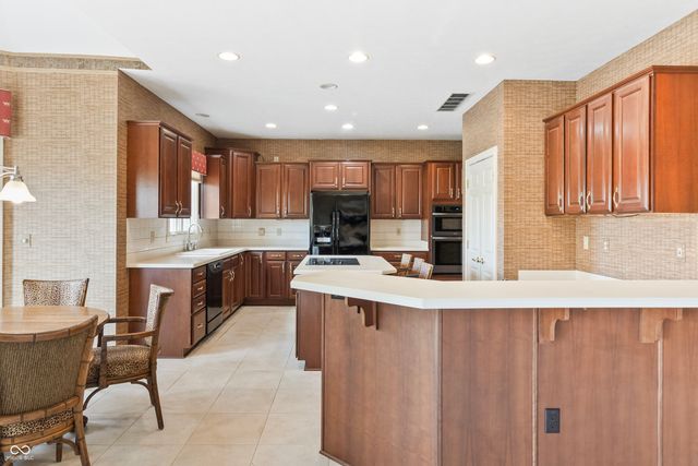 2444 Laurel Lake Boulevard, Carmel, IN 46032