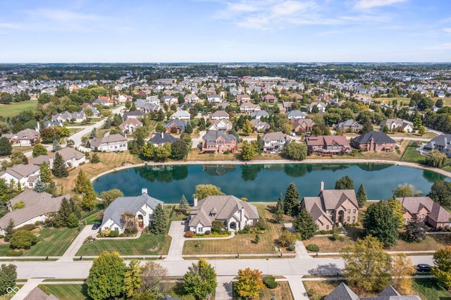 2444 Laurel Lake Boulevard, Carmel, IN 46032