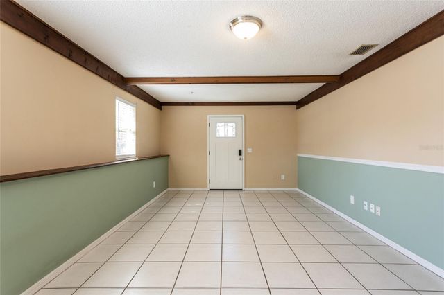 1 RYDING LANE, Palm Coast, FL 32164