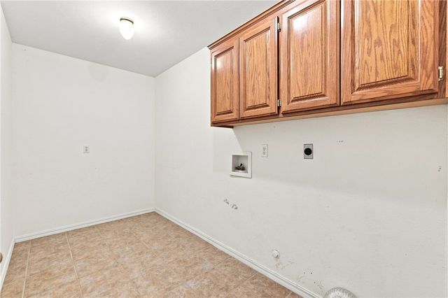 16 Twin Peak Drive, Holiday Island, AR 72631