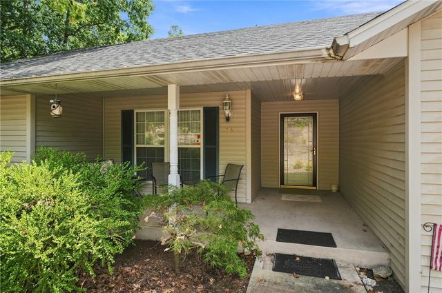 16 Twin Peak Drive, Holiday Island, AR 72631