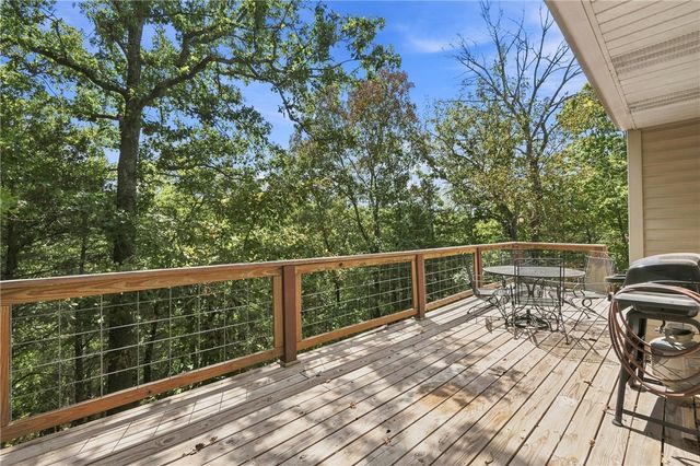 16 Twin Peak Drive, Holiday Island, AR 72631