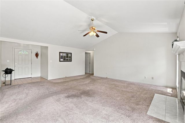 16 Twin Peak Drive, Holiday Island, AR 72631
