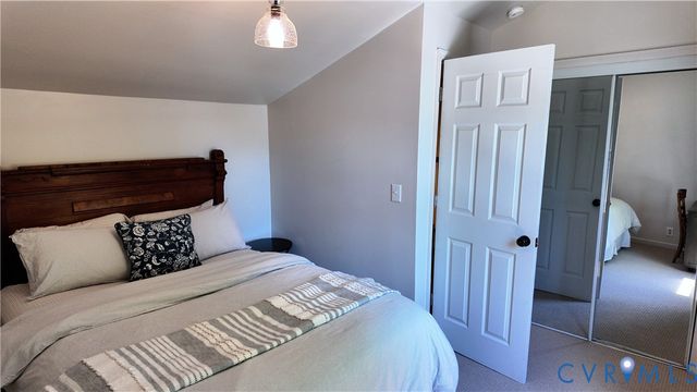 2401 Warwick Ave, Richmond, VA 23224