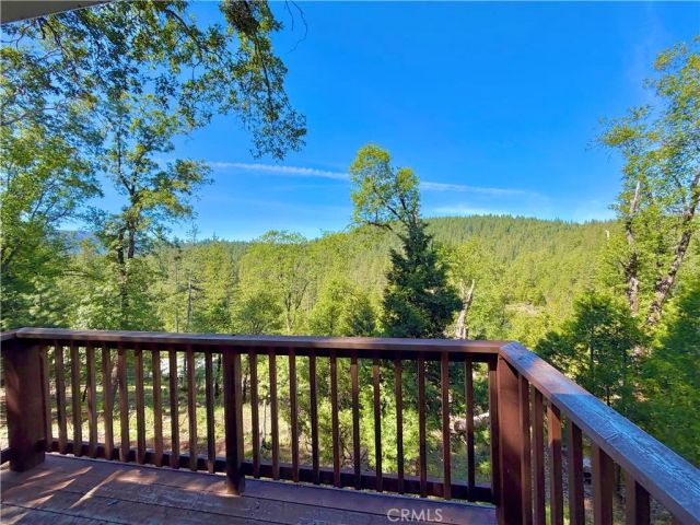 12137 Black Oak Drive, Loch Lomond, CA 95461