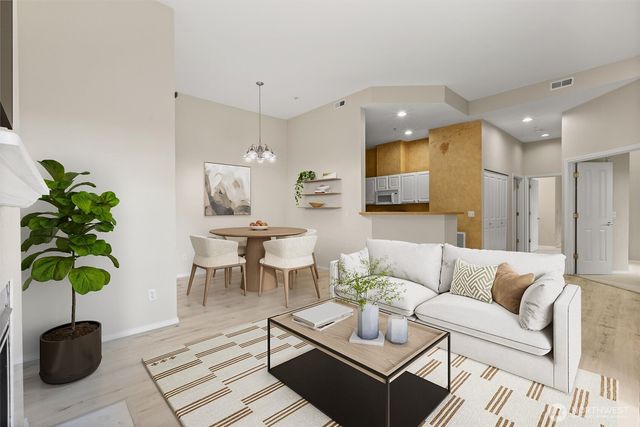 5383 164th Avenue SE, Bellevue, WA 98006