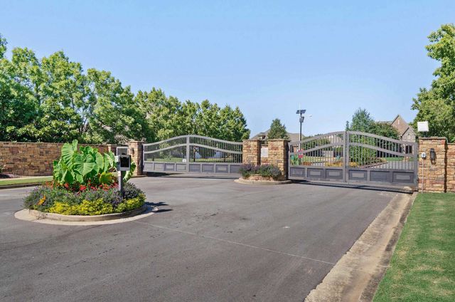 9267 CIELO DR, Germantown, TN 38138