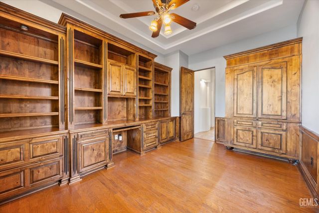 204 Somerford Court, Bakersfield, CA 93312