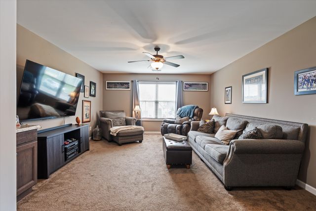 2090 Trout Trl, Murfreesboro, TN 37129