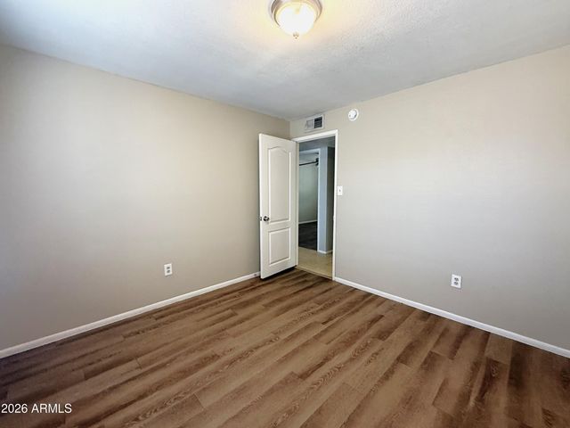 5909 W CORONADO Road, Phoenix, AZ 85035