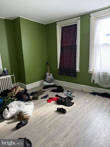 558 STANBRIDGE ST, Norristown, PA 19401