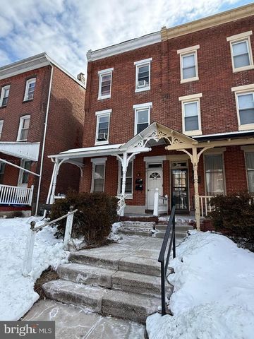 558 STANBRIDGE ST, Norristown, PA 19401