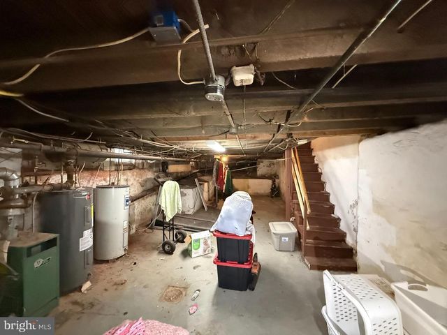 558 STANBRIDGE ST, Norristown, PA 19401