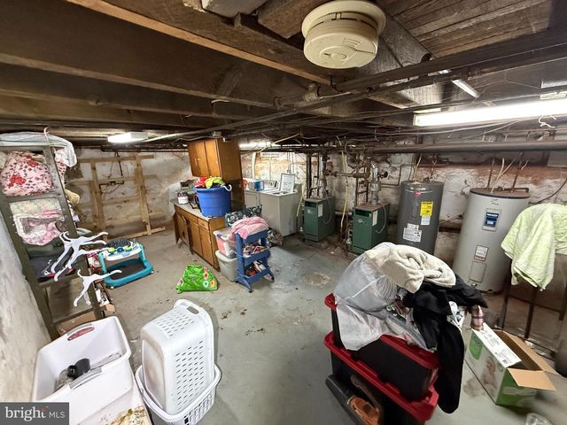 558 STANBRIDGE ST, Norristown, PA 19401