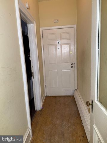 558 STANBRIDGE ST, Norristown, PA 19401