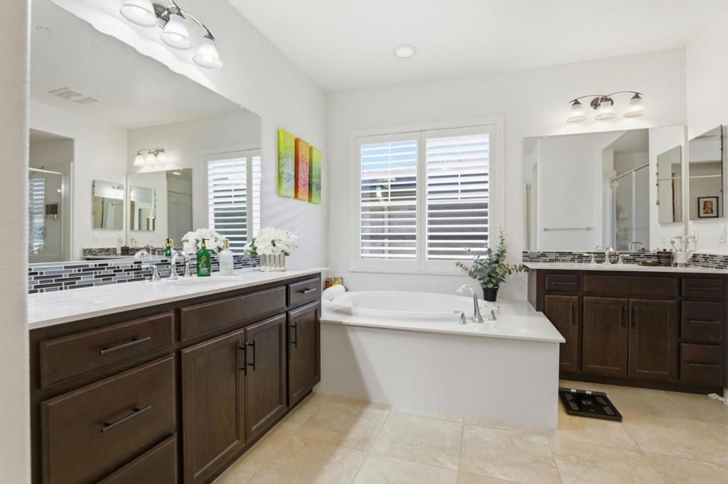 Image 30 of property listing at 1017 Ruby Way, Gilroy, CA 95020