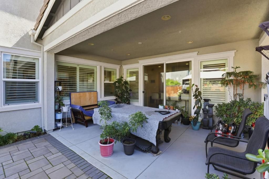 Image 37 of property listing at 1017 Ruby Way, Gilroy, CA 95020