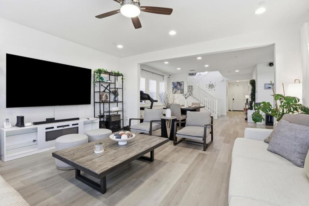 Image 9 of property listing at 1017 Ruby Way, Gilroy, CA 95020