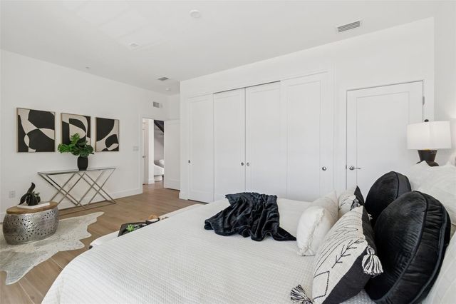 1343 4TH STREET 202, Sarasota, FL 34236