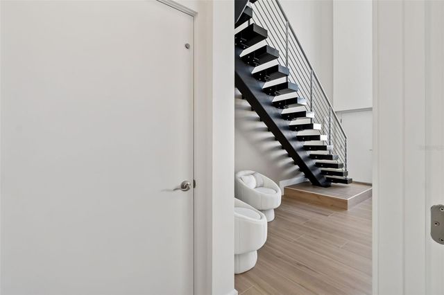 1343 4TH STREET 202, Sarasota, FL 34236