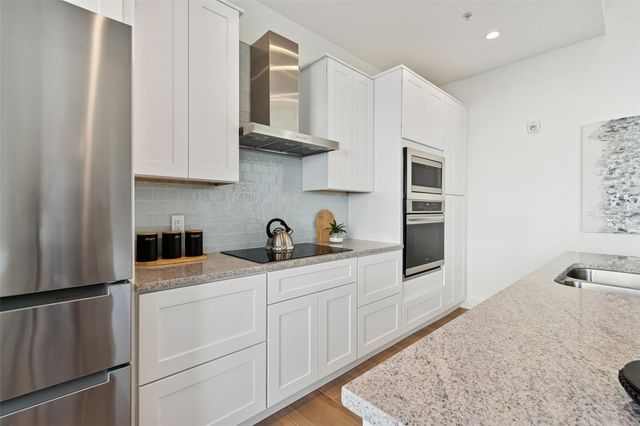 1343 4TH STREET 202, Sarasota, FL 34236