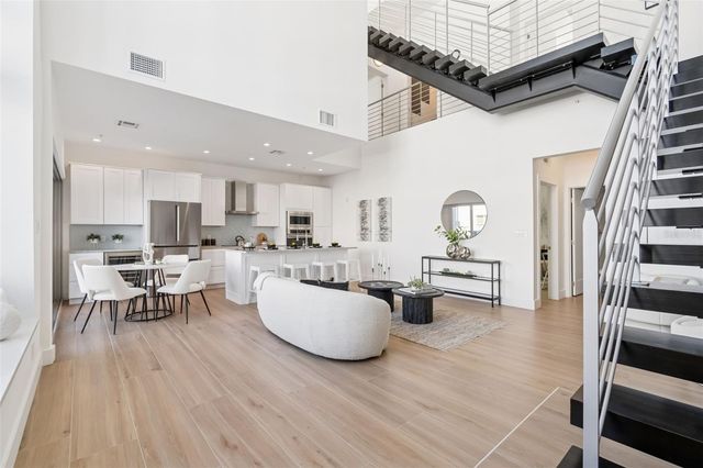 1343 4TH STREET 202, Sarasota, FL 34236