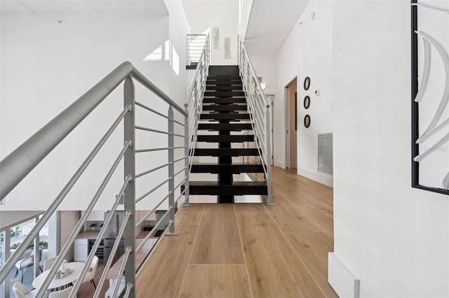 1343 4TH STREET 202, Sarasota, FL 34236