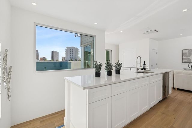 1343 4TH STREET 202, Sarasota, FL 34236