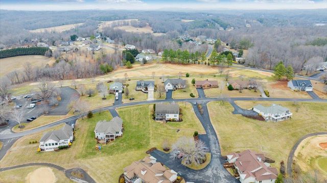 275 Chestnut Creek DR, Hardy, VA 24101