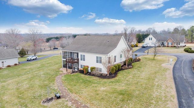 275 Chestnut Creek DR, Hardy, VA 24101