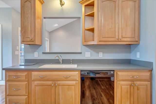 275 Chestnut Creek DR, Hardy, VA 24101