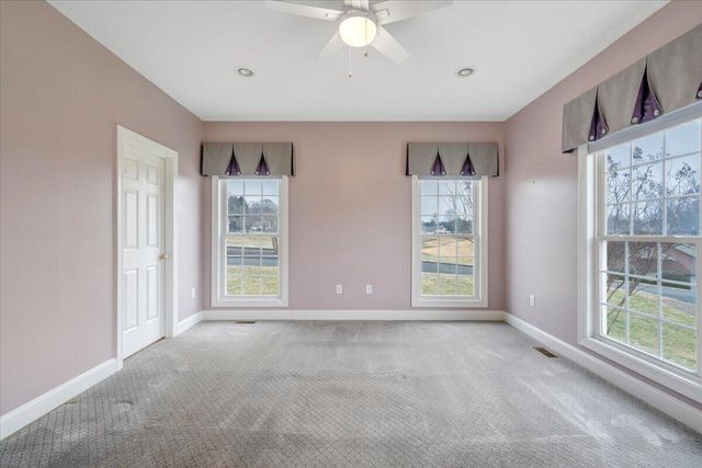 275 Chestnut Creek DR, Hardy, VA 24101