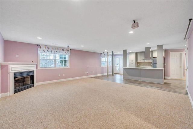 275 Chestnut Creek DR, Hardy, VA 24101