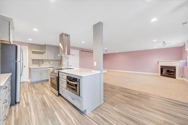 275 Chestnut Creek DR, Hardy, VA 24101