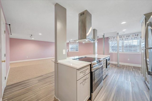 275 Chestnut Creek DR, Hardy, VA 24101