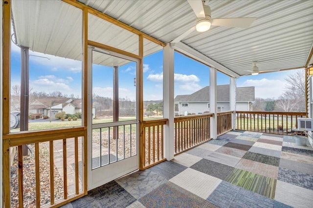 275 Chestnut Creek DR, Hardy, VA 24101