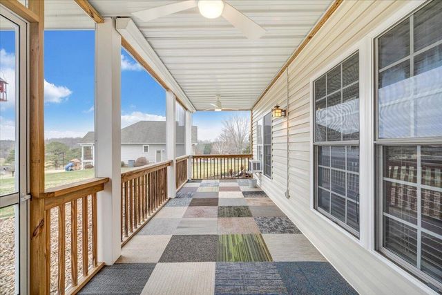 275 Chestnut Creek DR, Hardy, VA 24101