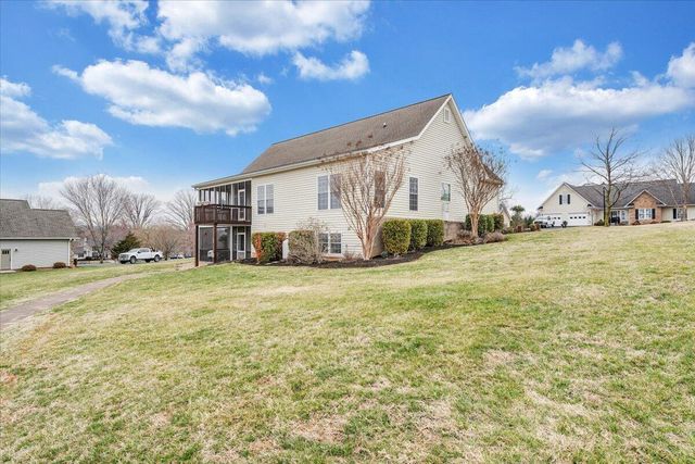 275 Chestnut Creek DR, Hardy, VA 24101