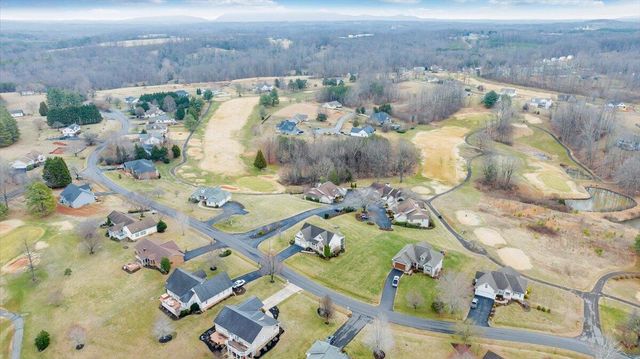 275 Chestnut Creek DR, Hardy, VA 24101