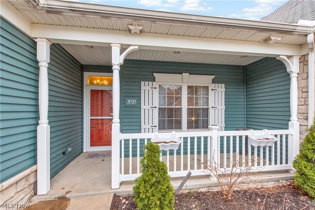 5121 Shepherds Glen, Willoughby, OH 44094